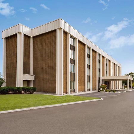 Super 8 By Wyndham Liverpool/Syracuse North Airport Екстер'єр фото