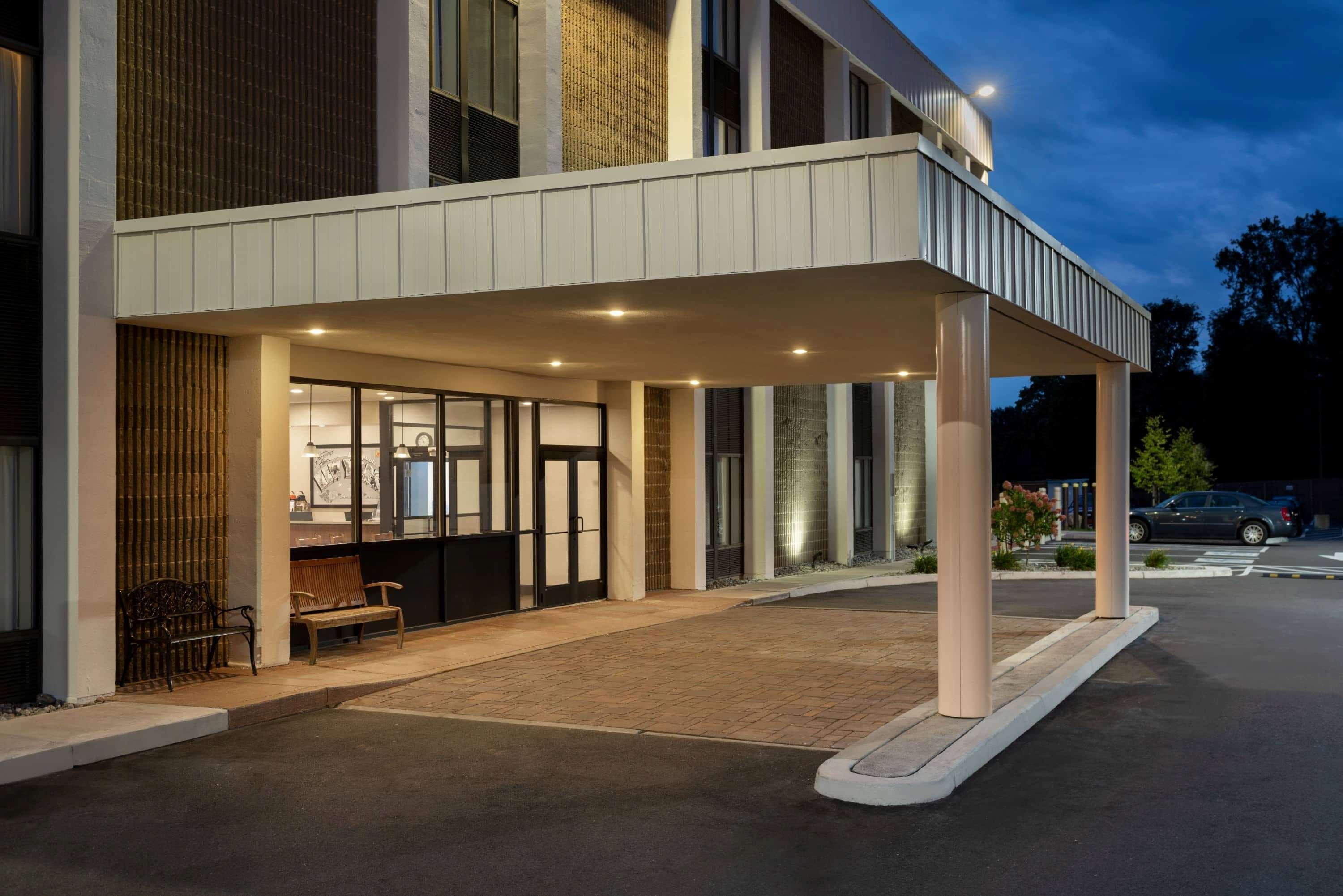 Super 8 By Wyndham Liverpool/Syracuse North Airport Екстер'єр фото